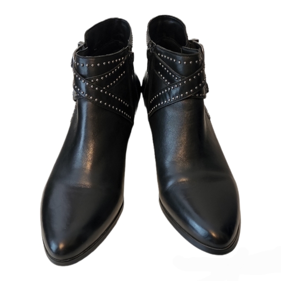 David Tate Senator Bootie Buckles - Picture 3 of 7